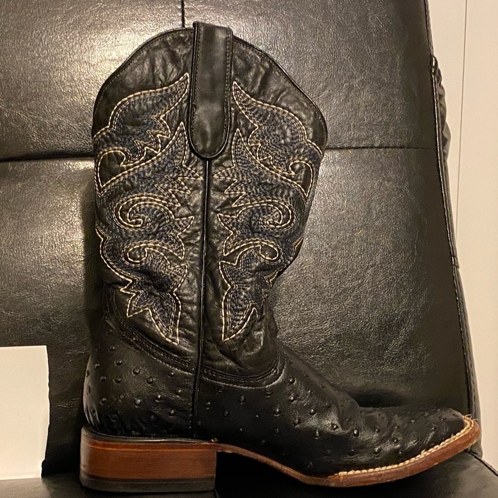 square toe boots